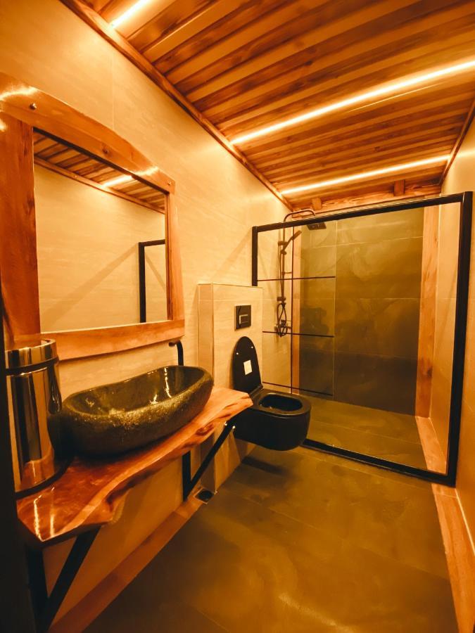 Zirvedekal Suit Otel Çamlıhemşin Εξωτερικό φωτογραφία