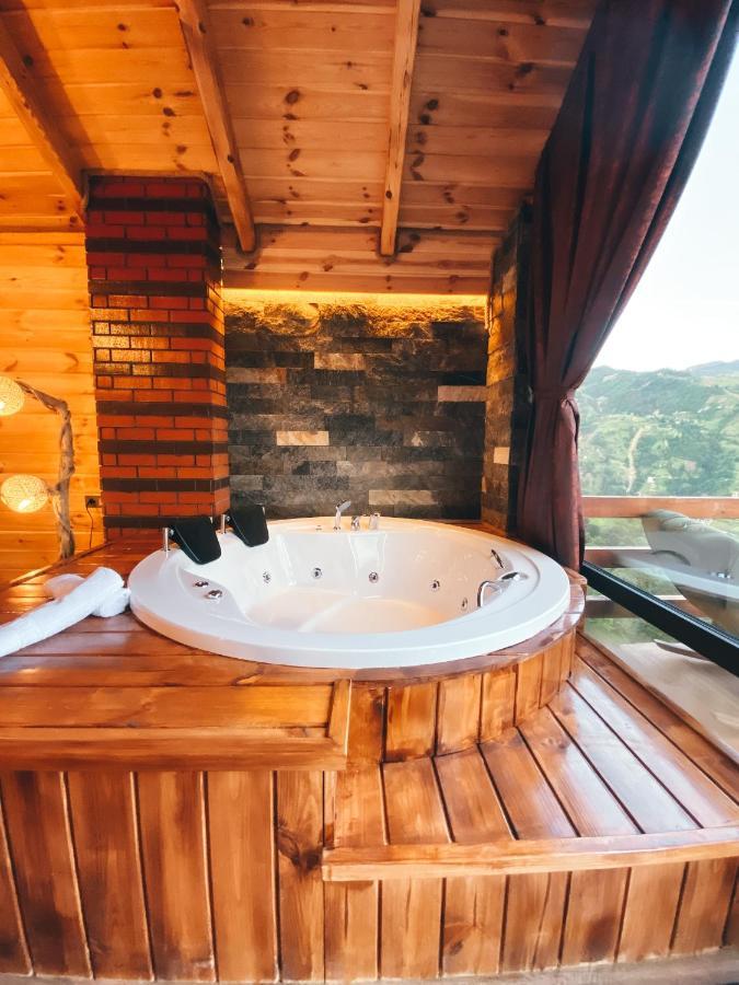 Zirvedekal Suit Otel Çamlıhemşin Εξωτερικό φωτογραφία